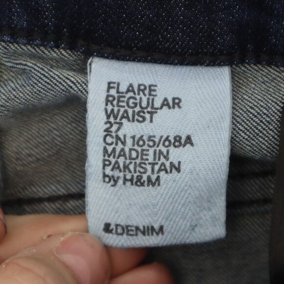 H M Jeans Womens 27 Blue Flared Mid Rise Button Zip Pocket Dark Wash Denim Pants - Picture 2 of 16